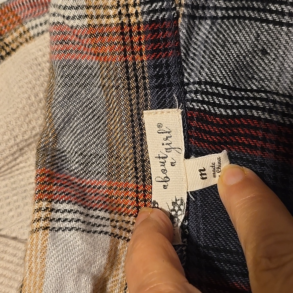 About A Girl Cabincore Multicolor Plaid Shirt M - Picture 2 of 5
